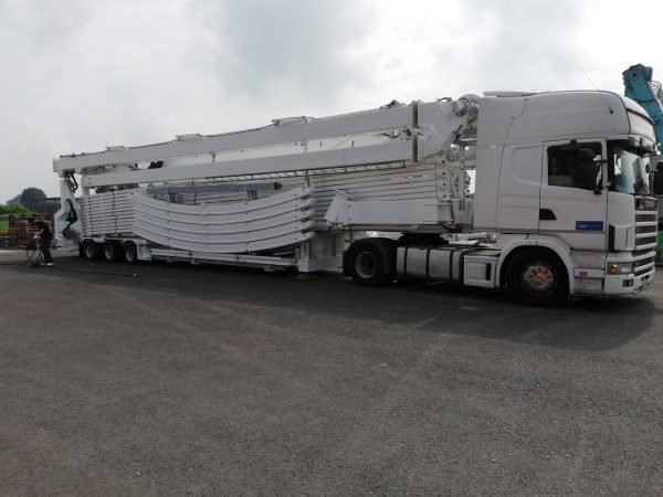 Fw32 trailer